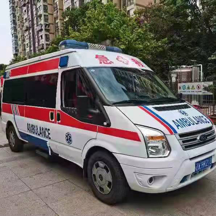 青龙长途救护车护送病人返乡